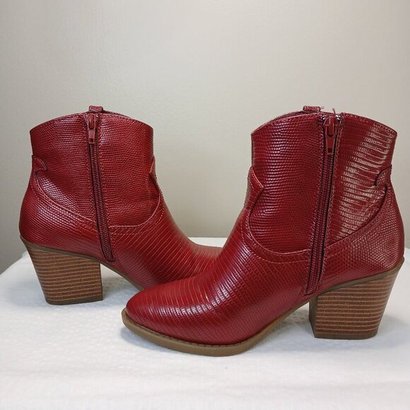 SUGAR FAUX RED LEATHER WOMENS ANKLE BOOTS REPITILE DESIGN SIZE 6 - Picture 1 of 9